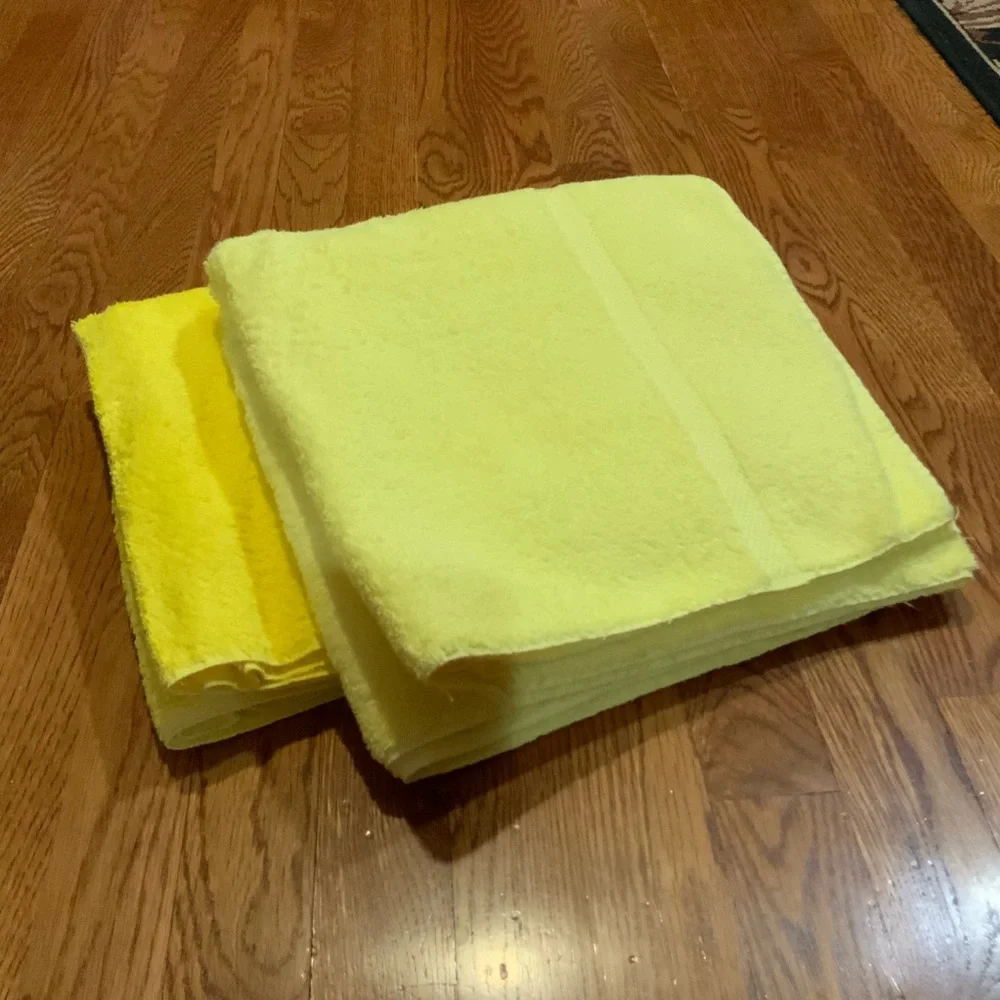 Vintage Bath Towels Yellow Set of 2 Cotton New Old Stock
